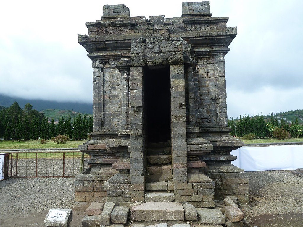 img00124.jpg