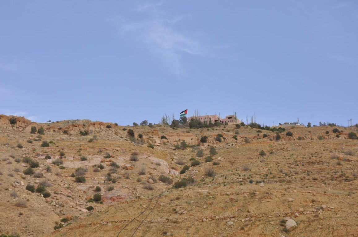 img00126.jpg